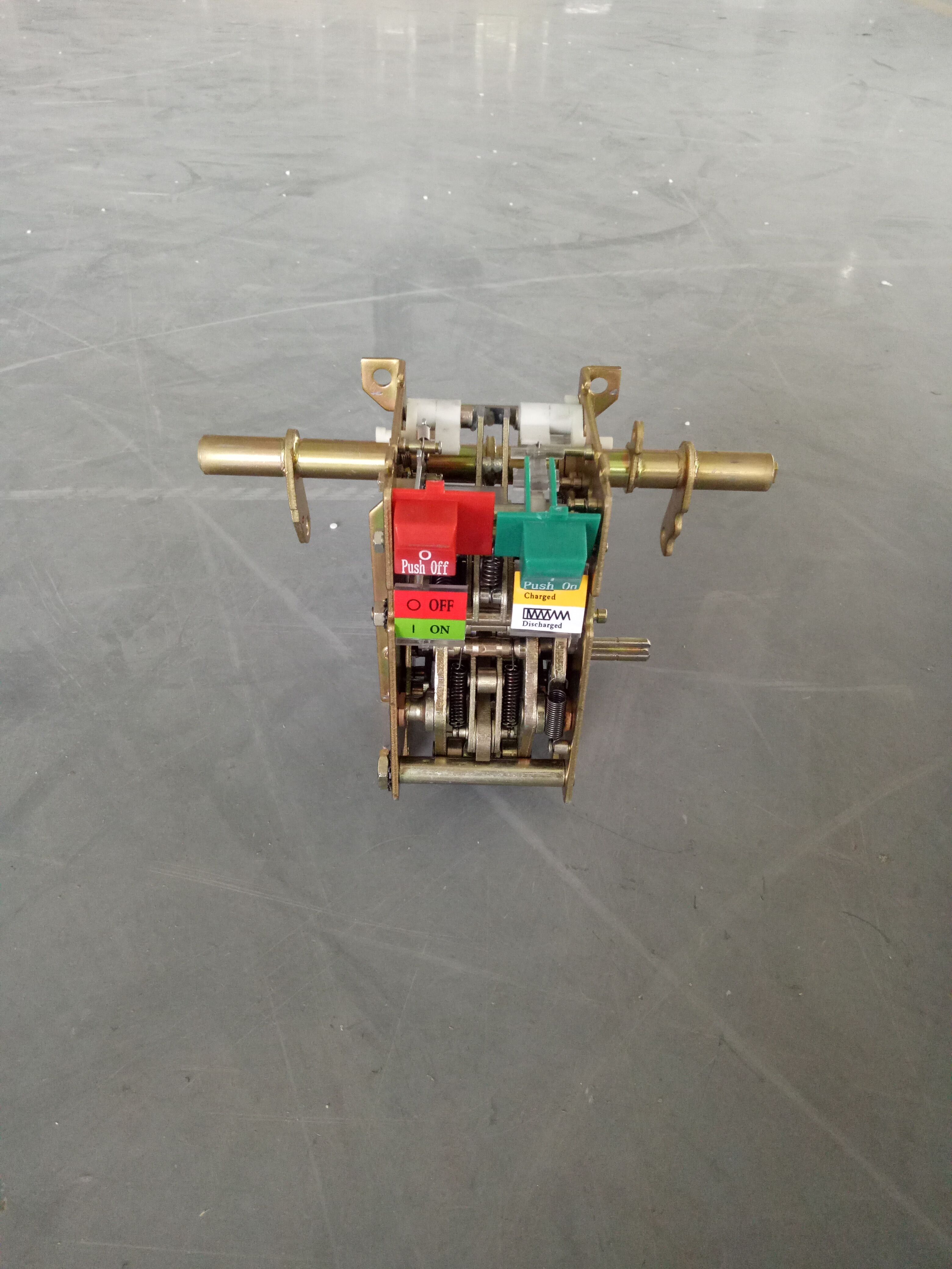 450操作機構框一三級.jpg 450操作機構框一三級.jpg